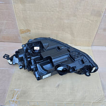 Load image into Gallery viewer, Frontscheinwerfer VW Golf VIII 5H1941006C Rechts Scheinwerfer Headlight SCH5736521744gj