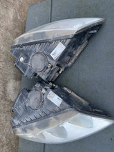 Load image into Gallery viewer, Frontscheinwerfer VW Touareg 7l6 7L6941016AP Xenon Ein Satz Headlight