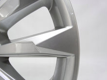 Laden Sie das Bild in den Galerie-Viewer, 1x Alufelge 18 Zoll 7.0" 5x112 43ET Glanz Silber 83A601025G Audi Q3 Rim Wheel FEL7521511926jv