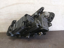 Laden Sie das Bild in den Galerie-Viewer, Frontscheinwerfer Mercedes-Benz W246 A2469067001 FULL LED Rechts Headlight