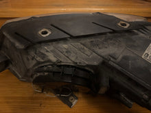 Load image into Gallery viewer, Frontscheinwerfer VW Passat 89315540 Xenon Rechts Scheinwerfer Headlight SCH4937352102em