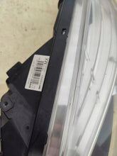 Laden Sie das Bild in den Galerie-Viewer, Frontscheinwerfer Renault Scenic 260106928R 1R002228989906002 Ein Satz Headlight SCH9647176571yu