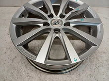 Load image into Gallery viewer, 1x Alufelge 17 Zoll 7.0" 5x114.3 50ET Hyundai Tucson Rim Wheel FEL5757958521md
