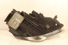 Laden Sie das Bild in den Galerie-Viewer, Frontscheinwerfer VW Passat 3C0941753G Links Scheinwerfer Headlight SCH2506325154kx