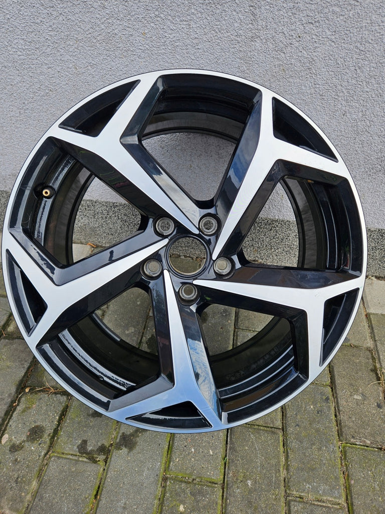 1x Alufelge 18 Zoll 8.0" 5x112 44ET 3G0601025BG VW Rim Wheel FEL5427582903ao