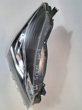 Load image into Gallery viewer, Frontscheinwerfer Toyota Yaris LED Rechts Scheinwerfer Headlight