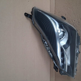 Frontscheinwerfer Toyota Yaris LED Links Scheinwerfer Headlight SCH8852932937cw