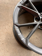 Load image into Gallery viewer, 1x Alufelge 19 Zoll 8.0&quot; 5x114.3 55ET 52910-S0200 Hyundai I30 Rim Wheel
