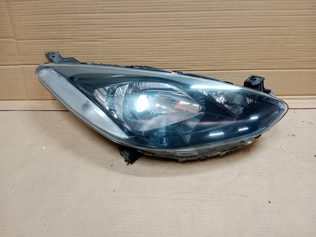 Frontscheinwerfer Mazda II Ein Stück (Rechts oder Links) Scheinwerfer Headlight