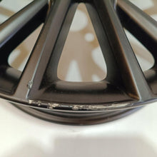 Laden Sie das Bild in den Galerie-Viewer, 1x Alufelge 18 Zoll 7.0" 5x114.3 50ET PW45710004 Mg Corolla Rim Wheel FEL2059763418kp