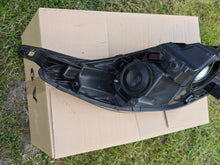 Laden Sie das Bild in den Galerie-Viewer, Frontscheinwerfer Ford Fiesta I 1EJ24704501 8A6113W030AF Links Headlight SCH7644227574nl