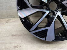 Laden Sie das Bild in den Galerie-Viewer, 1x Alufelge 18 Zoll 5x114.3 PW4574204 Toyota Rim Wheel FEL2024997602ru