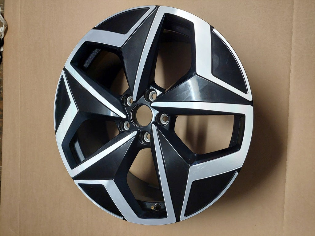 1x Alufelge 19 Zoll 7.5" 5x112 50ET Glanz Schwarz 10A601025H VW Id.3 Rim Wheel FEL8175222021bx