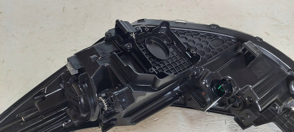 Frontscheinwerfer Kia Sportage 92102F1010 LED Rechts Scheinwerfer Headlight SCH1185436669cs