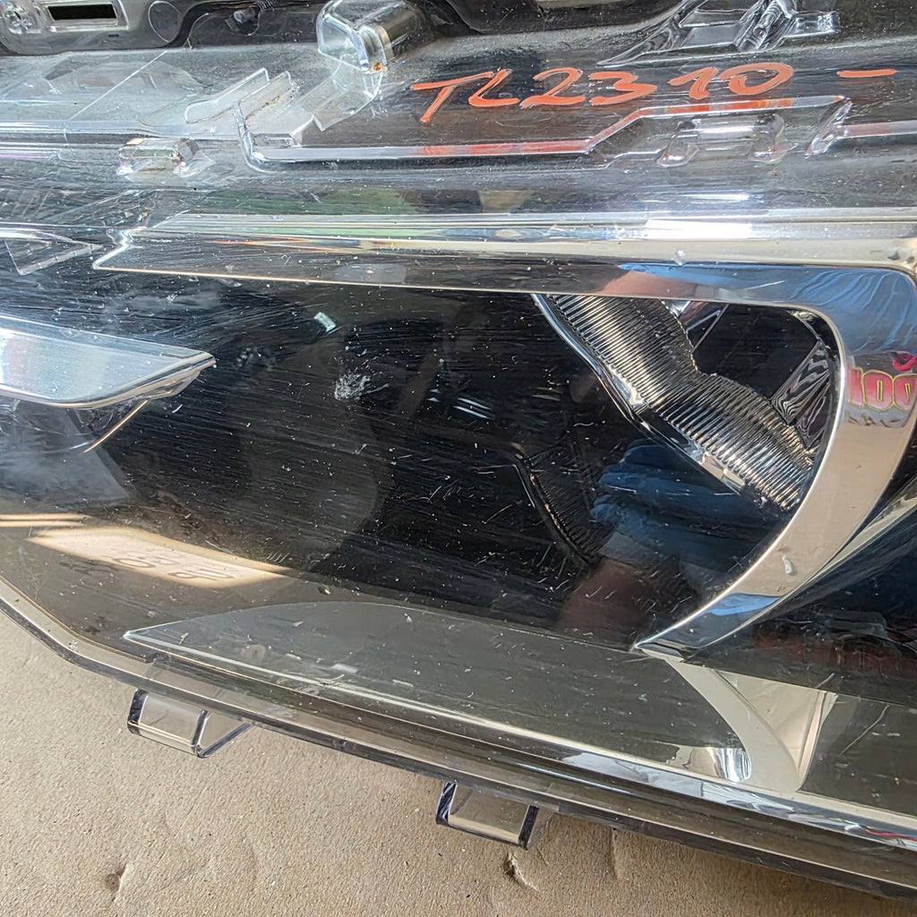 Frontscheinwerfer Toyota Corolla 81150-02L50 Ein Stück (Rechts oder Links)