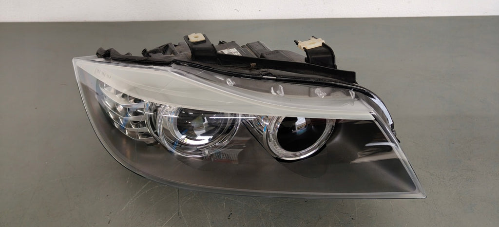Frontscheinwerfer BMW 3 E91 E90 7202584 7202584KOD 85122000 Xenon Rechts SCH8721007115ha