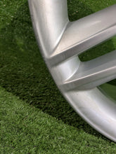 Laden Sie das Bild in den Galerie-Viewer, 1x Alufelge 19 Zoll 8.5" 5x112 32ET 8T0601025H Audi Rim Wheel FEL9644249304cb