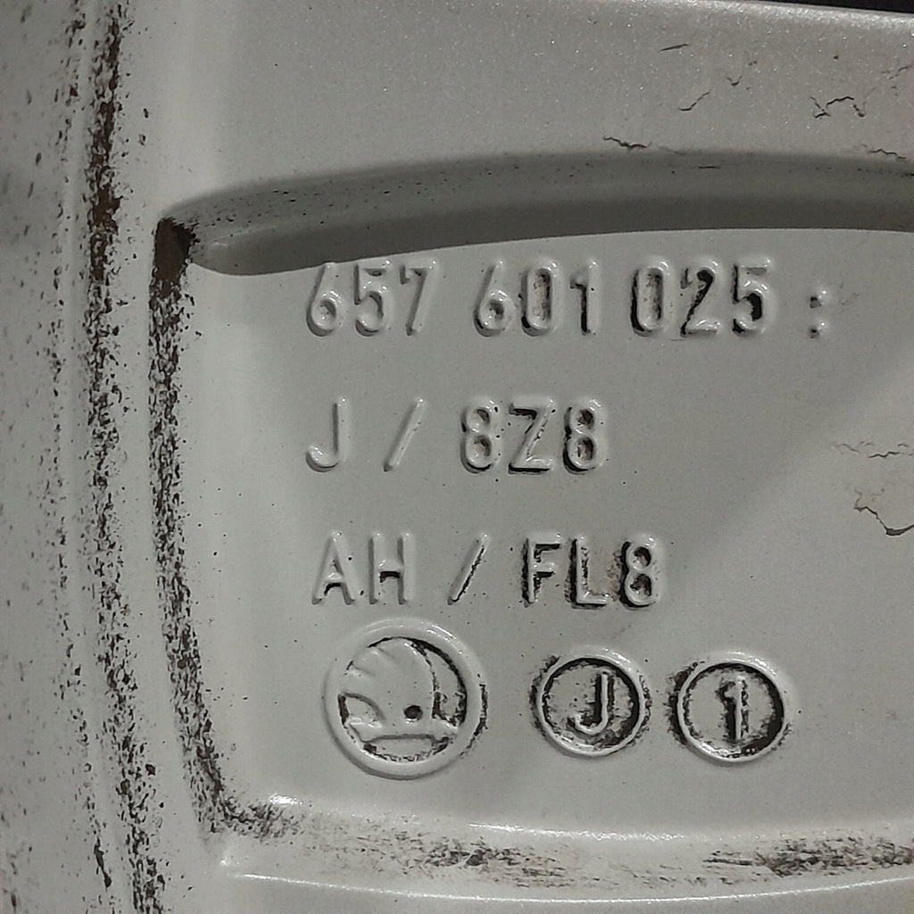 1x Alufelge 16 Zoll 6.0" 5x112 35ET Glanz 657601025J Skoda Rim Wheel FEL7493267848ie