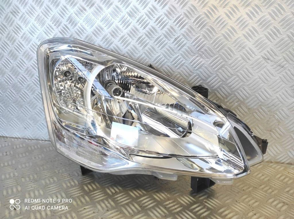 Frontscheinwerfer Citroën Berlingo Partner 89318049 Rechts Headlight