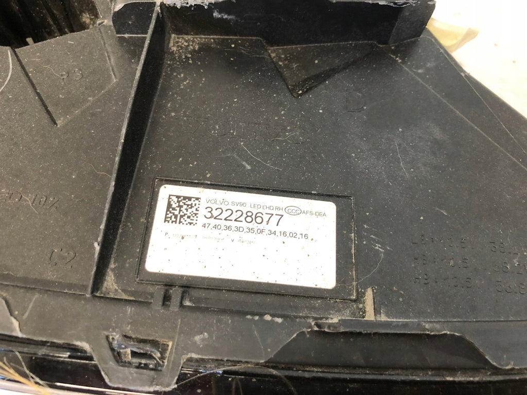 Frontscheinwerfer Volvo S90 V90 32228677 LED Rechts Scheinwerfer Headlight SCH5255483047io