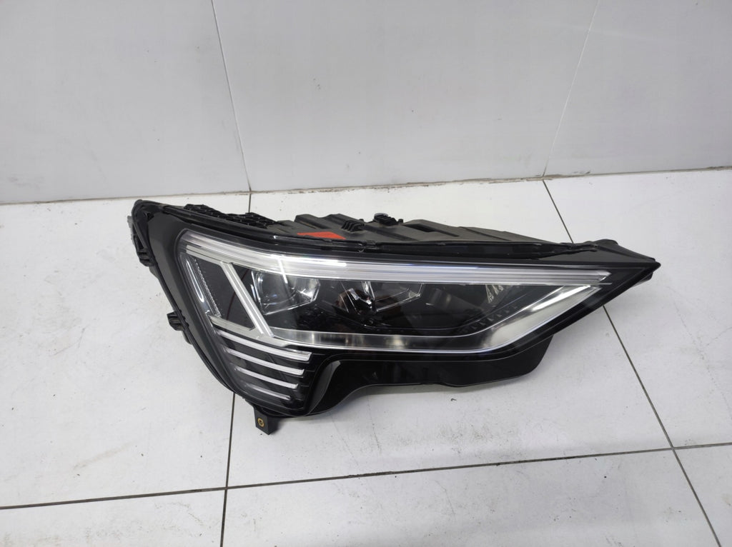 Frontscheinwerfer Audi E-Tron Etron 4KE941040 LED Rechts Scheinwerfer Headlight SCH4476463718pb