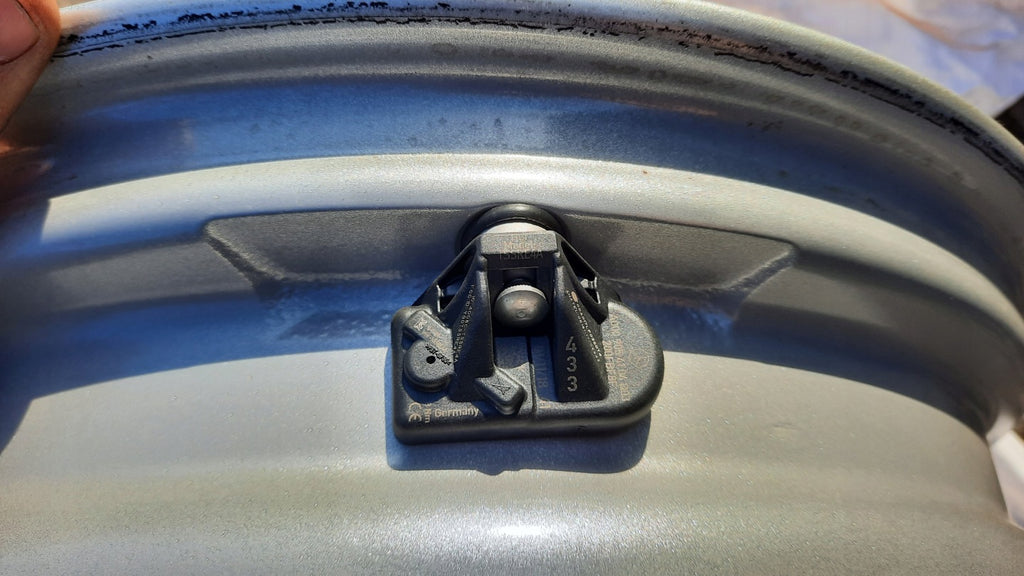 1x Alufelge 16 Zoll 6.5" 5x112 44ET Glanz Silber A1774011100 Mercedes-Benz W177 FEL3084842439su