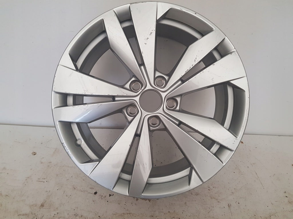1x Alufelge 18 Zoll 7.5" 5x112 50ET Glanz Silber 10A071498 VW Rim Wheel FEL3937967752mj