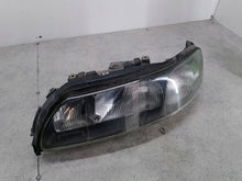 Load image into Gallery viewer, Frontscheinwerfer Volvo V70 II 89006878 Links Scheinwerfer Headlight SCH9646981842wj