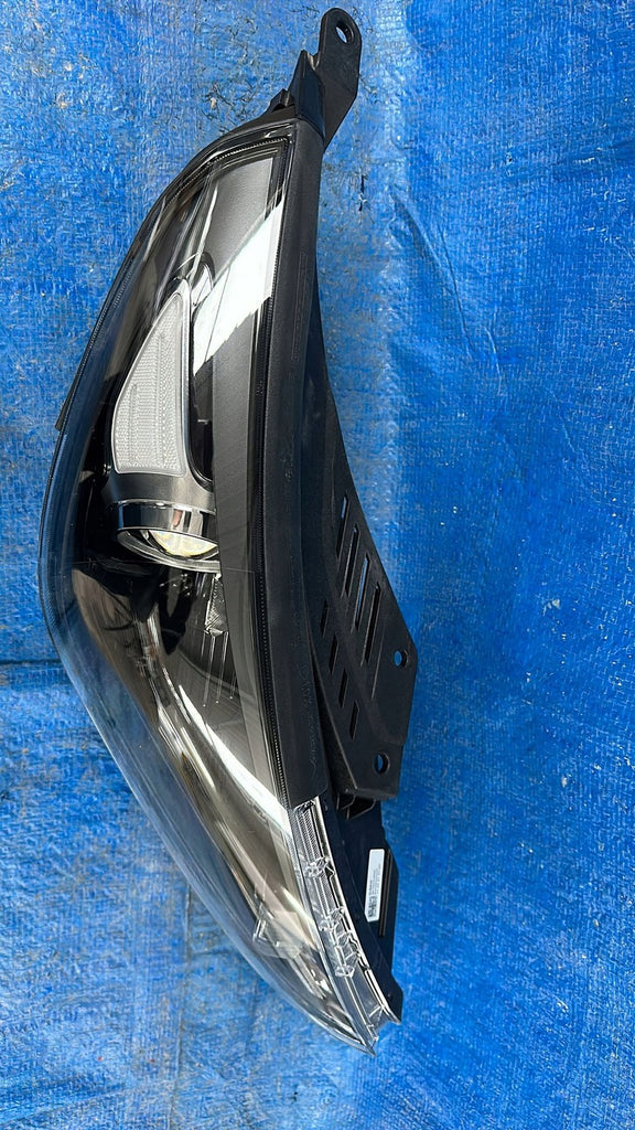 Frontscheinwerfer Hyundai I30 92102-G4060 Rechts Scheinwerfer Headlight