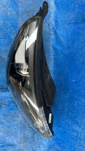 Load image into Gallery viewer, Frontscheinwerfer Hyundai I30 92102-G4060 Rechts Scheinwerfer Headlight