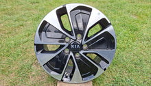 Load image into Gallery viewer, 1x Alufelge 16 Zoll 6.5" 5x114.3 50ET Glanz Schwarz 52910-CR100 Kia Ceed FEL3446576845ms