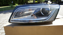 Laden Sie das Bild in den Galerie-Viewer, Frontscheinwerfer Audi Q5 8R0941753C 90030775 Xenon Links Scheinwerfer Headlight