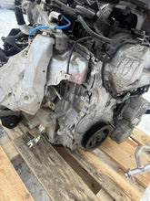 Load image into Gallery viewer, Motor Renault E-Tech Arkana I 1.6 64TKm 2022 Hybrid Engine Komplett MOT4140827584hi