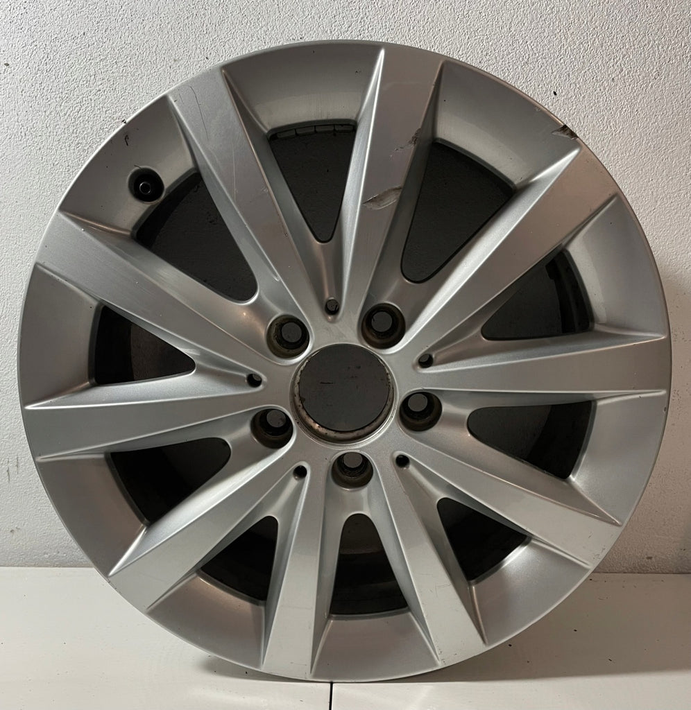 1x Alufelge 16 Zoll 6.5" 5x112 49ET Glanz Silber A2464010500 Mercedes-Benz W246 FEL5790162520au