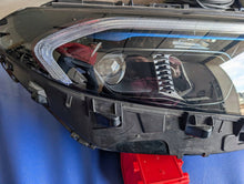 Laden Sie das Bild in den Galerie-Viewer, Frontscheinwerfer Mercedes-Benz Eqa Eqb A2439069000 Rechts Headlight SCH1932416150rr