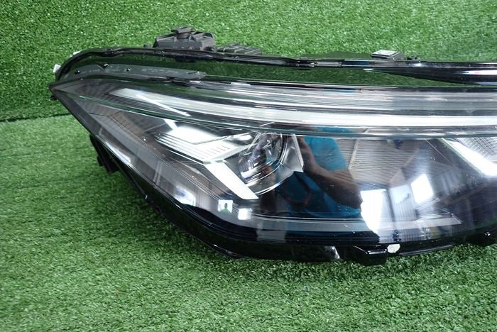 Frontscheinwerfer VW Passat 3J1941006 85122000 Rechts Scheinwerfer Headlight SCH5611133011zf