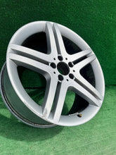 Load image into Gallery viewer, 1x Alufelge 19 Zoll 8.5" 5x112 35ET Glanz Silber A2304014602 Mercedes-Benz Amg FEL2061621861ta