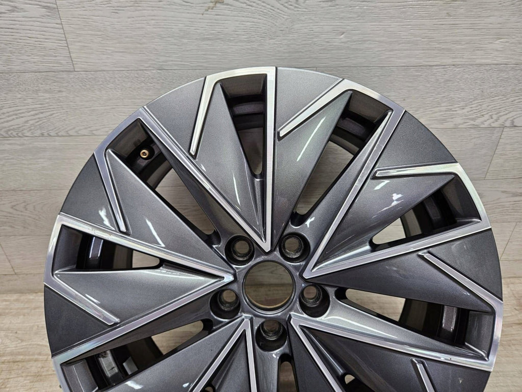 1x Alufelge 17 Zoll 6.5" 5x100 40ET Graphit 658601025 Skoda Scala Kamiq FEL5174250185dn