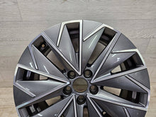 Laden Sie das Bild in den Galerie-Viewer, 1x Alufelge 17 Zoll 6.5" 5x100 40ET Graphit 658601025 Skoda Scala Kamiq FEL5174250185dn