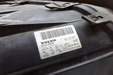 Laden Sie das Bild in den Galerie-Viewer, Frontscheinwerfer Volvo Xc70 V70 II S80 I 6948180 6261110499 Rechts oder Links