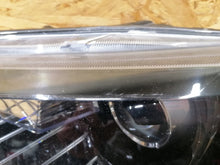 Laden Sie das Bild in den Galerie-Viewer, Frontscheinwerfer Skoda Superb III 3V1941015B Xenon Links Scheinwerfer Headlight