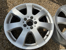 Load image into Gallery viewer, 1x Alufelge 17 Zoll 7.5&quot; 5x112 56ET Glanz A2514011002 Mercedes-Benz Rim Wheel