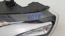 Laden Sie das Bild in den Galerie-Viewer, Frontscheinwerfer Audi A1 LED Rechts Scheinwerfer Headlight