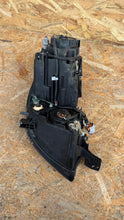 Laden Sie das Bild in den Galerie-Viewer, Frontscheinwerfer Peugeot Ion Links Scheinwerfer Headlight SCH7649727074xk