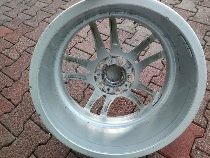1x Alufelge 18 Zoll 8.5" 5x120 27ET 2284905 BMW F87 F80 F82 F83 Rim Wheel FEL7299016036rw