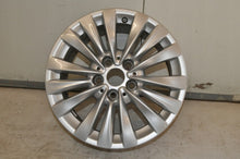 Laden Sie das Bild in den Galerie-Viewer, 1x Alufelge 16 Zoll 7.0" 5x112 52ET 6855084 BMW F22 F45 1 F40 Rim Wheel FEL8909277569ui