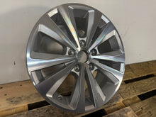Load image into Gallery viewer, 1x Alufelge 16 Zoll 6.5" 5x112 5G0601025L VW Golf VII I Rim Wheel FEL1288979301ke