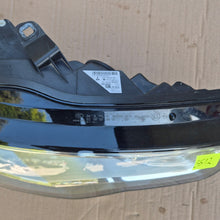 Laden Sie das Bild in den Galerie-Viewer, Frontscheinwerfer Audi A6 C7 4G0941006 Xenon Rechts Scheinwerfer Headlight SCH1888839653gi