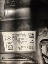 Laden Sie das Bild in den Galerie-Viewer, Frontscheinwerfer Mercedes-Benz W213 A2139067706 LED Links Headlight SCH2960467578ug
