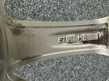 Laden Sie das Bild in den Galerie-Viewer, 1x Alufelge 18 Zoll KBA49996 VW Golf VII I Rim Wheel FEL6372980448nr